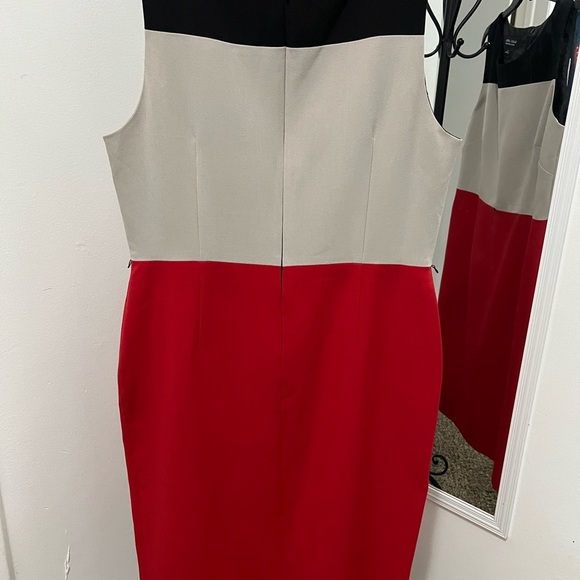 EVAN PICONE Colorblock Sleeveless Dress - Black, Gray, and Red - Picture 2 of 7